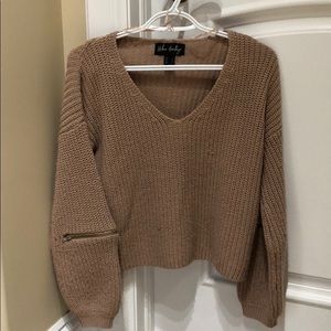 Knitted cropped sweater